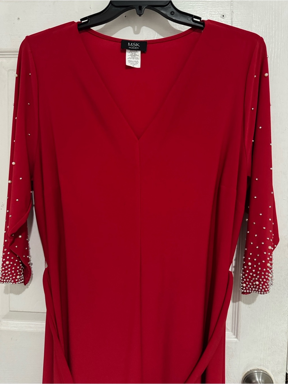 MSK Women's Red V-Neck Dress 3/4 Sleeves with Clean Silhouette For Women 2X